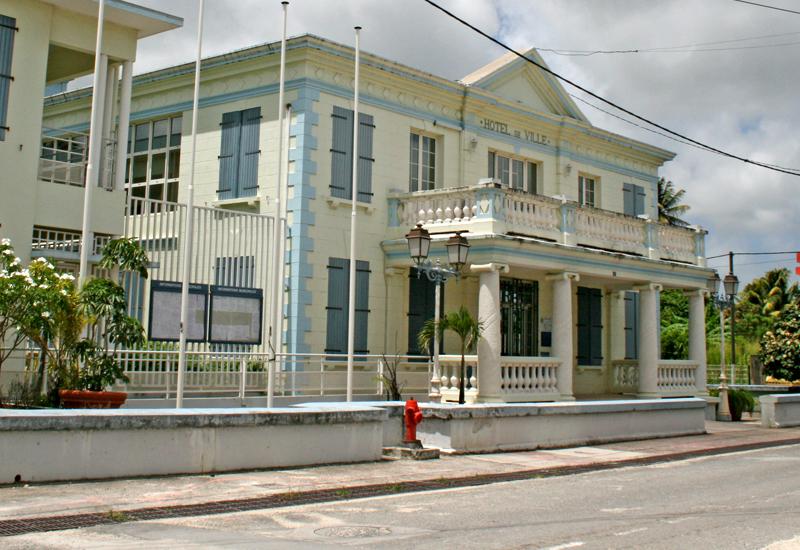 Hôtel de Ville - Port-Louis : façade rue Gambetta