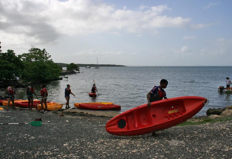 Base nautique de Goyave : pratique du kayak